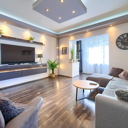 Luxury Apartments Vanessa, Nijvice Zewnętrze zdjęcie
