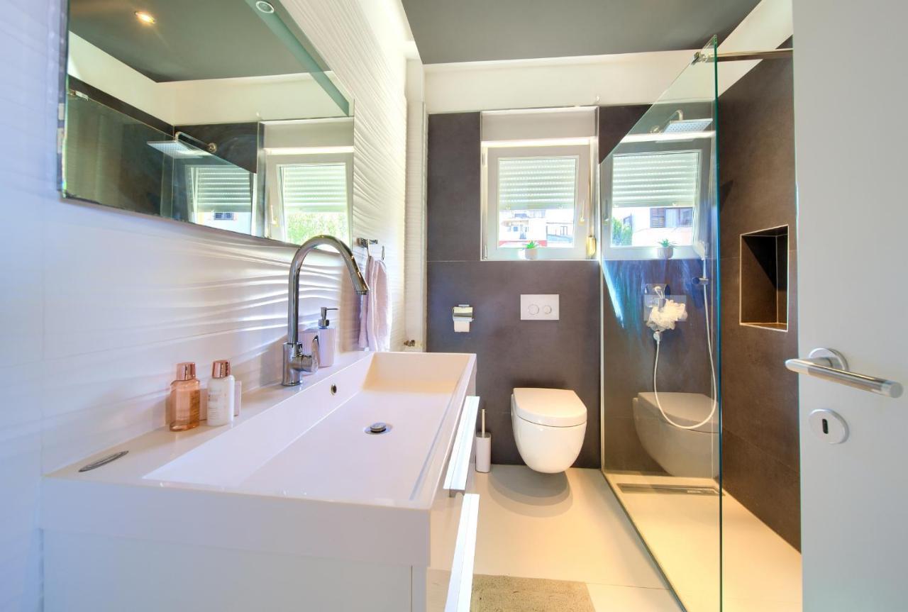 Luxury Apartments Vanessa, Nijvice Zewnętrze zdjęcie