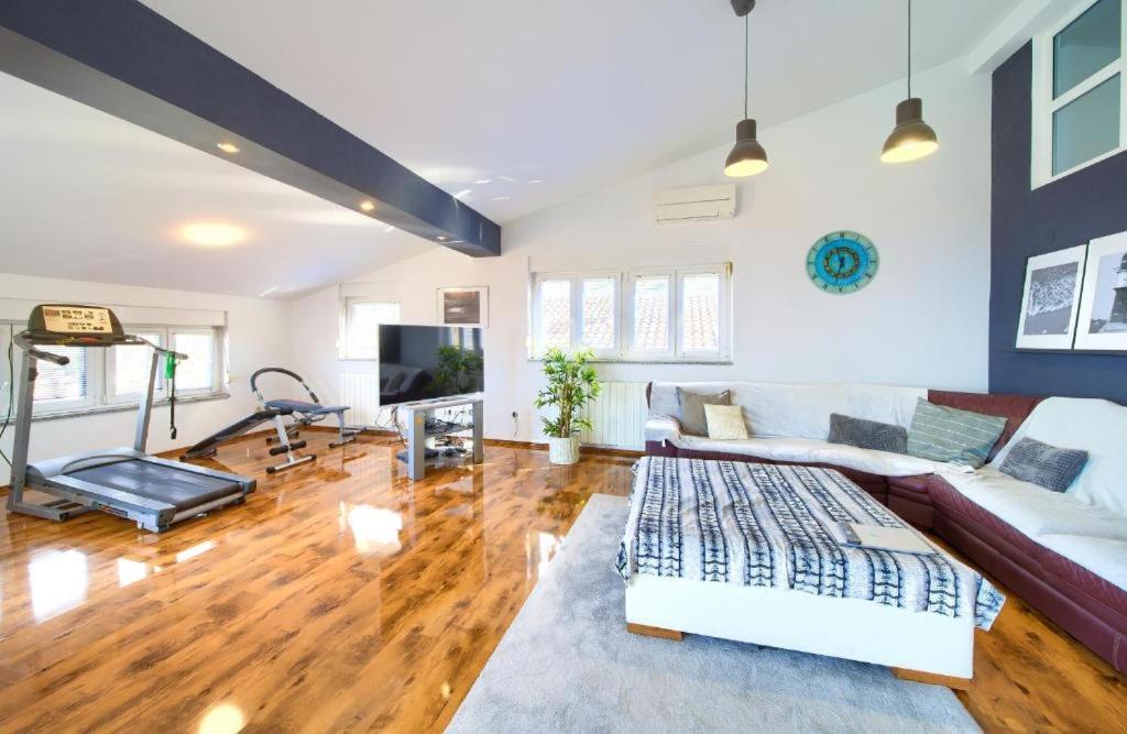 Luxury Apartments Vanessa, Nijvice Zewnętrze zdjęcie
